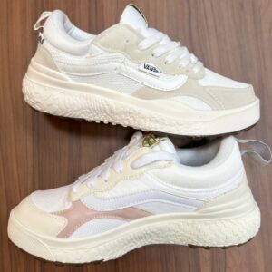 Vans VR3